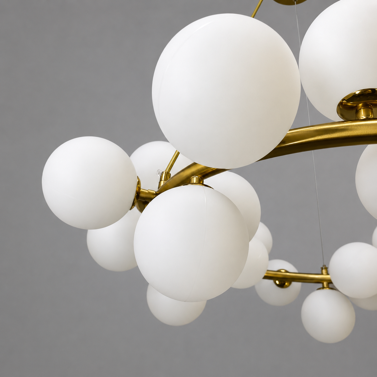 Люстра золота підвісна на 25 круглих плафонів D - 70 cm G9x25 Gold + White Bubbles 260588-100008037