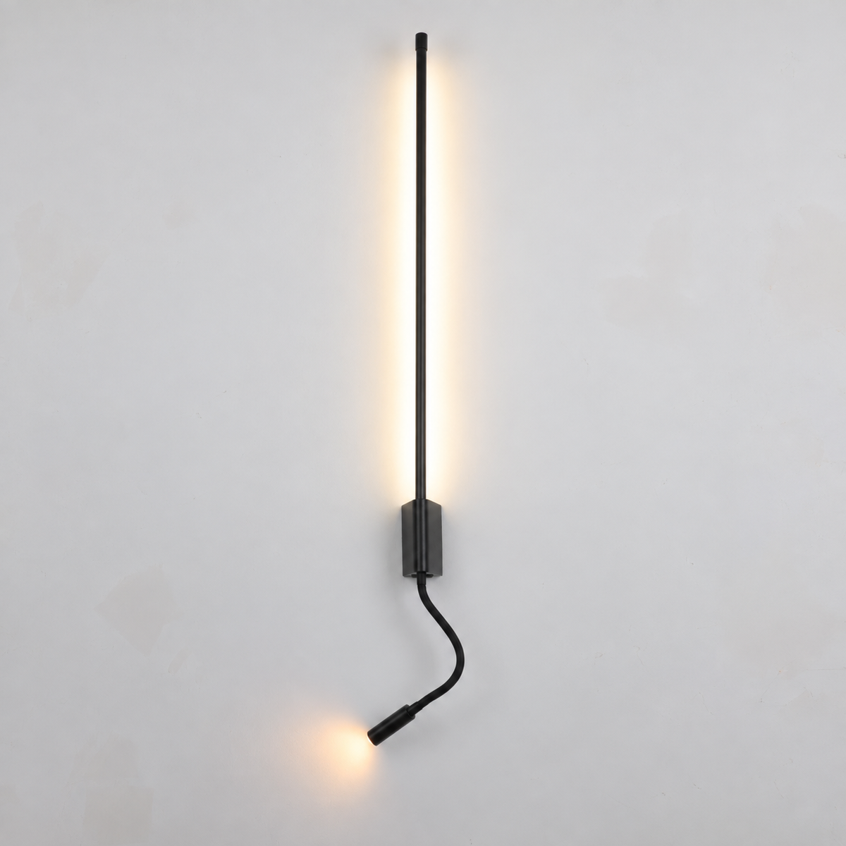 Світильник настінний чорний з направленим спотом H - 53 cm / 73 cm / 93 cm Led 6W / 8W / 12W 4000K Black Pipe Line Flex 260936-100008939