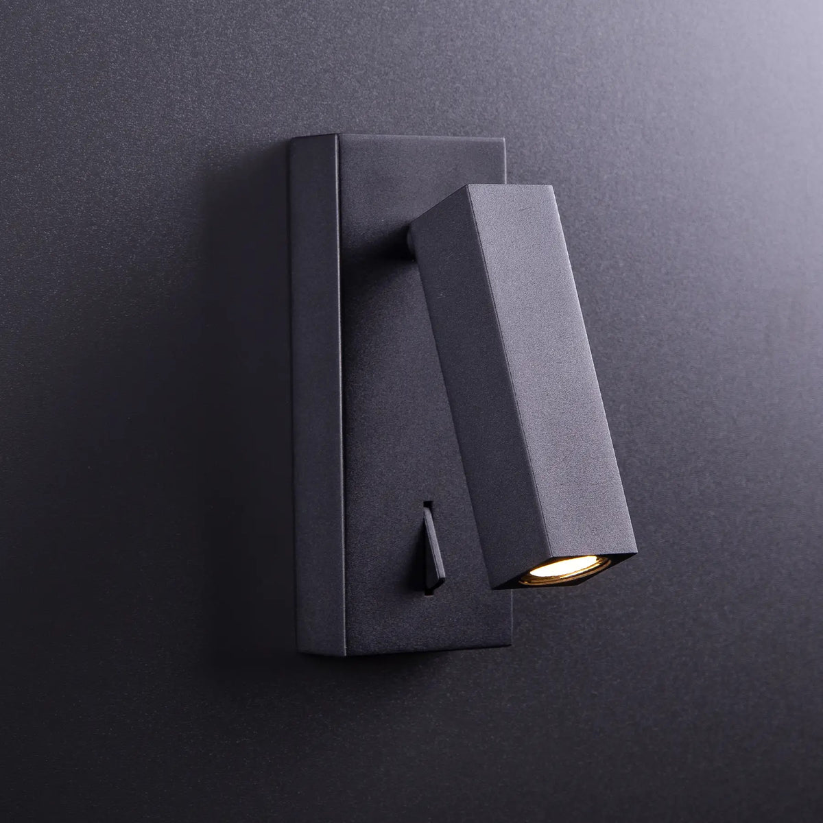Світильник настінний зі спотом з вимикачем на корпусі W-60 cm H-15 cm Led 3W Reader Black 240626-100003380