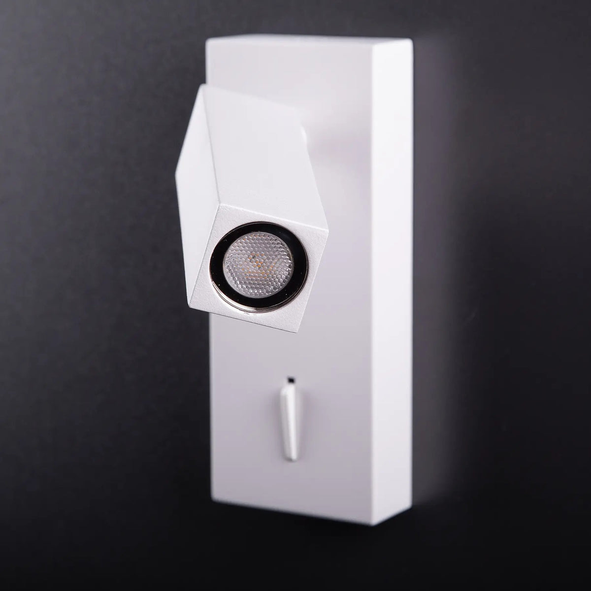 Світильник білий настінний зі спотом W-6 cm H-15 cm Led 3W Reader White 240626-100003381