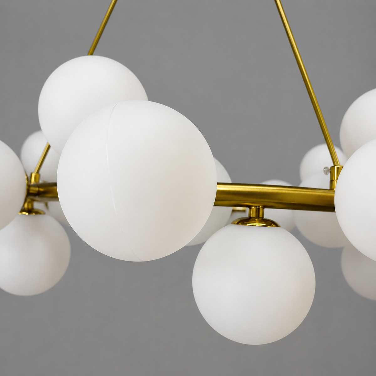 Люстра золота підвісна на 25 круглих плафонів D - 70 cm G9x25 Gold + White Bubbles 260588-100008037