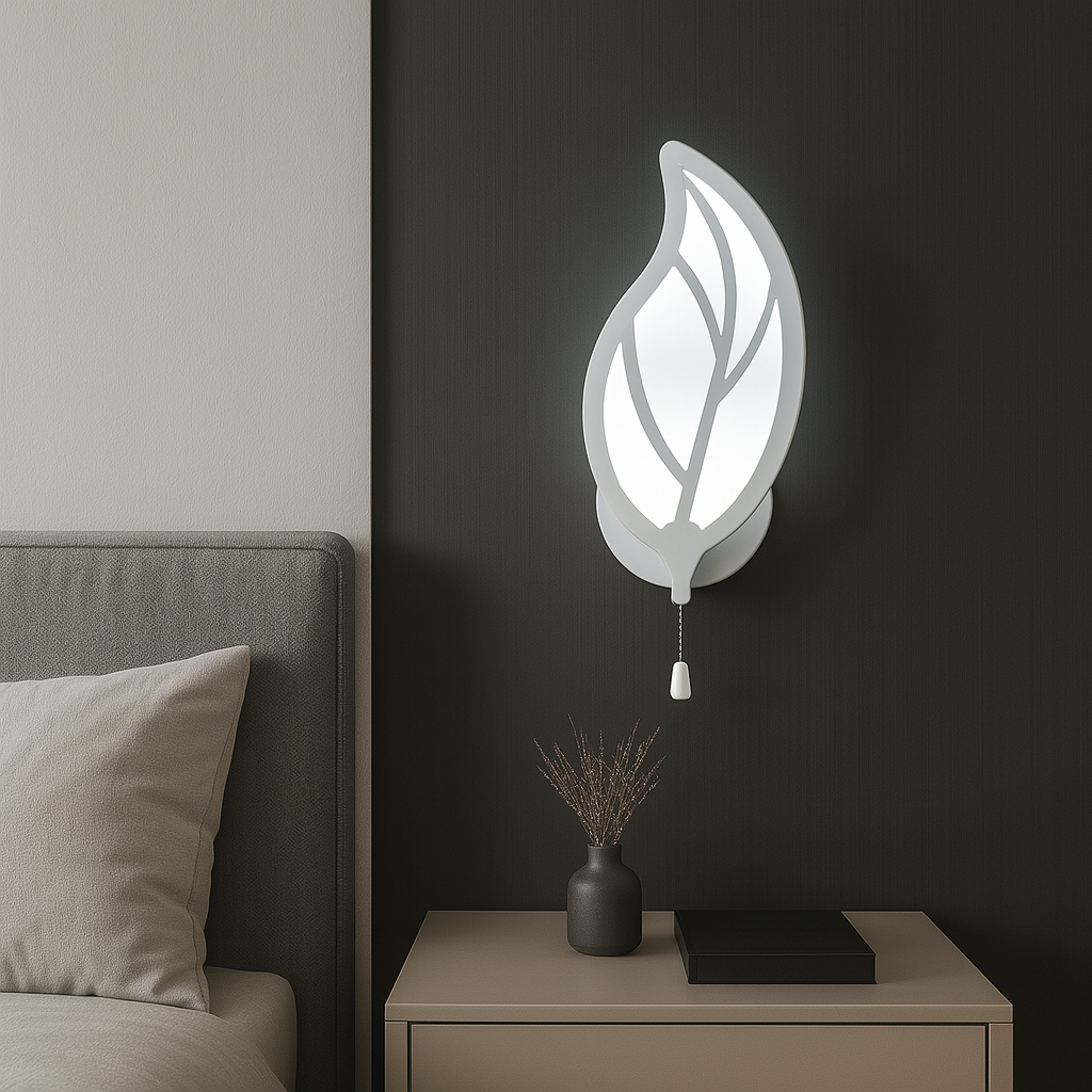 Білий настінний світлодіодний світильник H-24 cm L-12 cm White Leaves 250742-100005668
