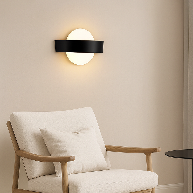Настінний світильник золотий з овальним розсіювачем L-25 cm Led 3W Black Arc Ball 250818-100005794