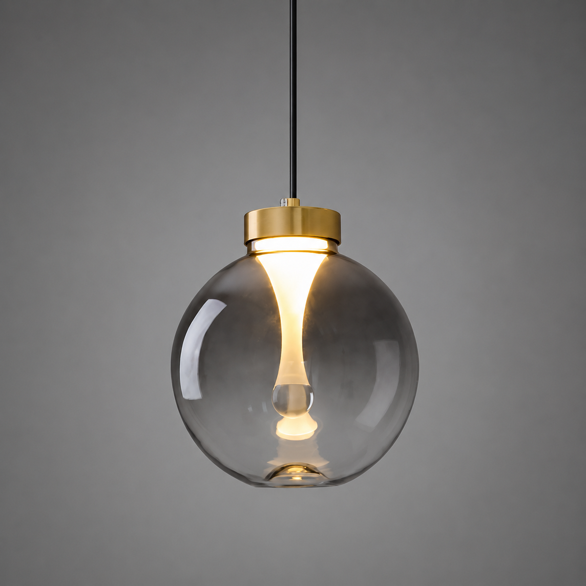 Світильник золотий підвісний з димчастим плафоном D - 20 cm / 26 cm / 30 cm Led 7W Smokey Lightball 260822-100008573