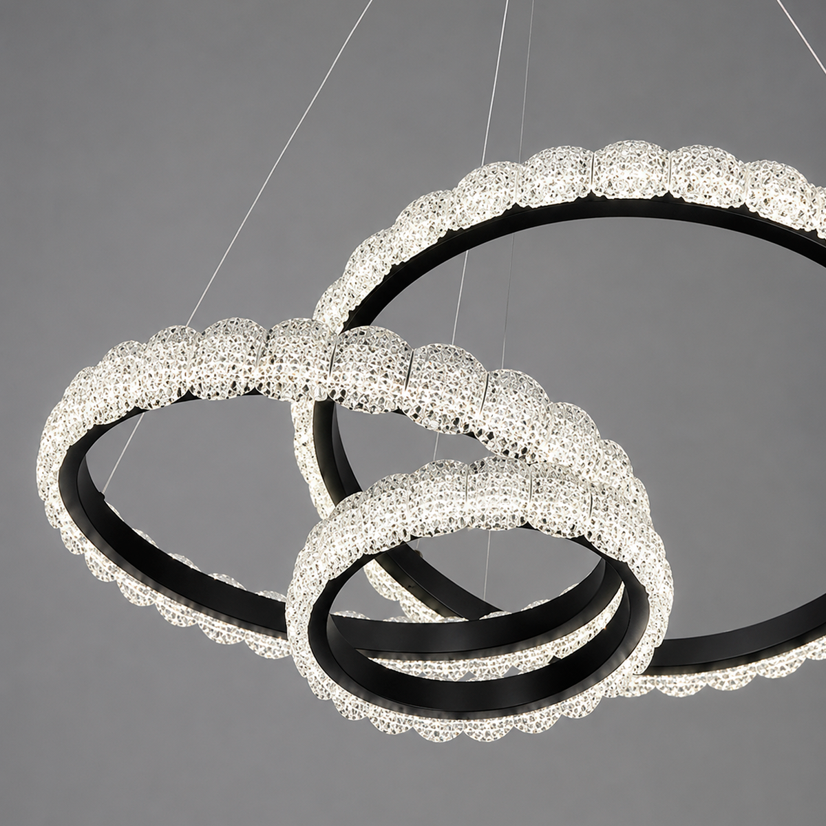 Люстра чорна світлодіодна D-46 cm Led 100W Black knot 260588-100007956