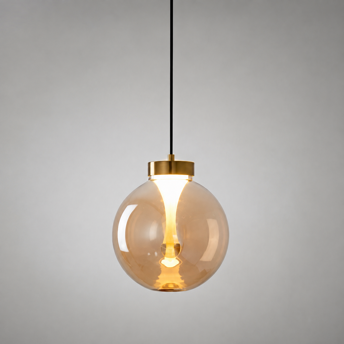 Світильник золотий підвісний з бурштиновим плафоном D - 20 cm / 26 cm / 30 cm Led 7W Amber Lightball 260822-100008576