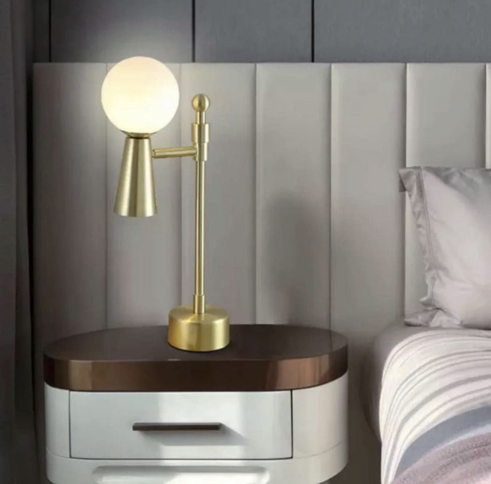 Настільна лампа Vital Lamp Gold + White / Black + White 230918-100002522
