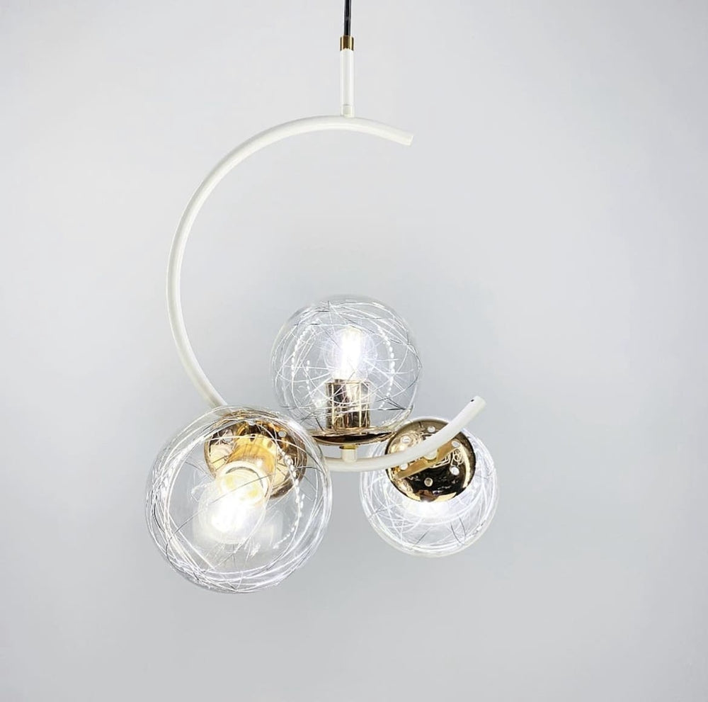 Золота люстра півмісяць з трьома кулями Gold / Black / White 210718-100000055