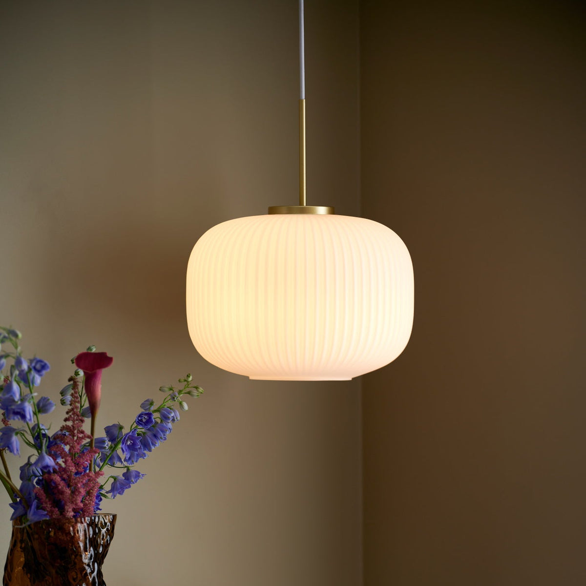 Підвісний світильник D-30 cm E27 Gold+White Gofre 260109-100007165