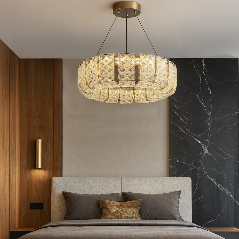 Люстра золота з підвісна з фігурним круглим скляним плафоном Led 150W Queen 251188-100006723