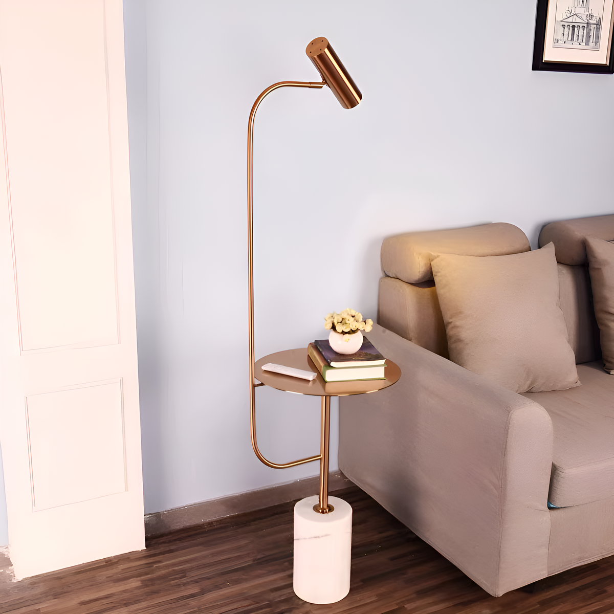 Торшер золотий із поворотним спотом та столиком H-160 cm D-40 cm Led 10W Lupe Gold 250722-100005411