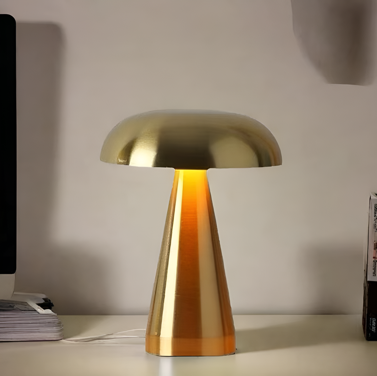 Настільна лампа з акумулятором Mushroom Gold 250428-100004660