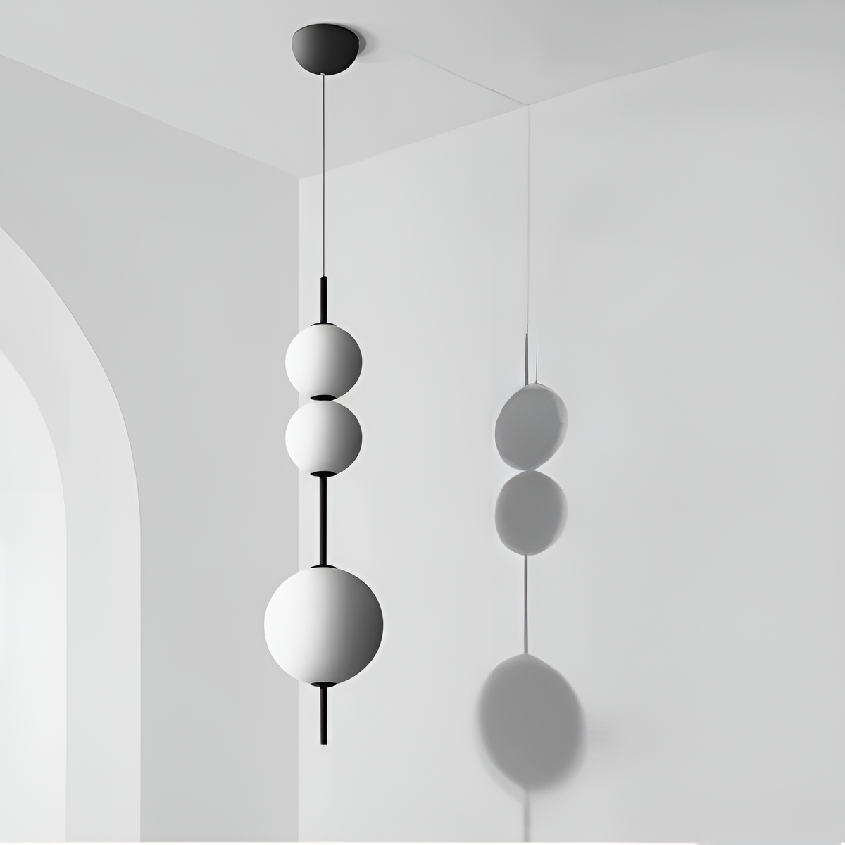 Підвісний світильник чорний з білими матовими плафонами Balloons Bubbles Black+White 250766-100005639