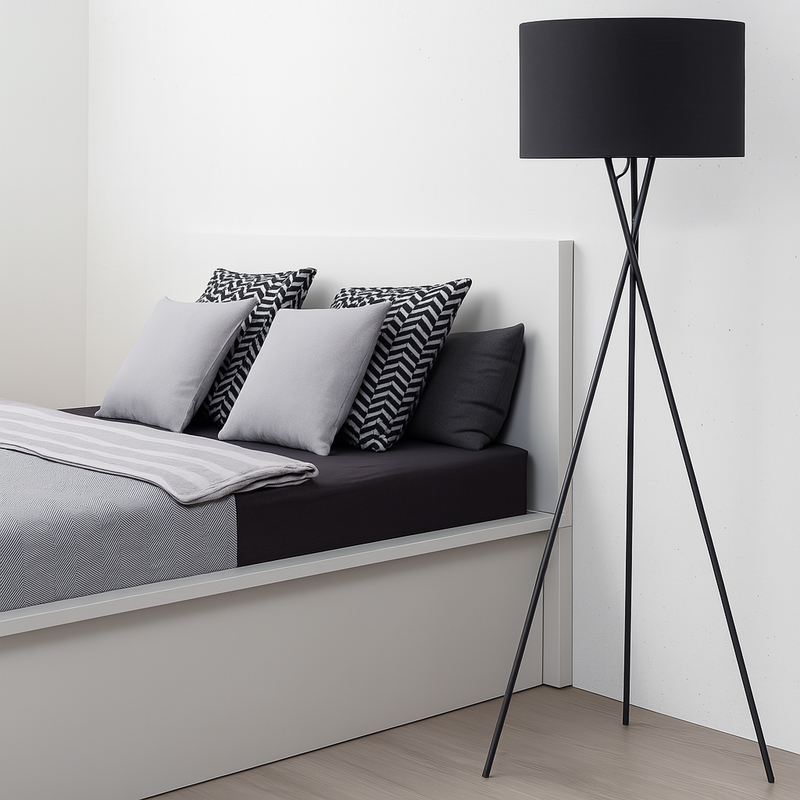 Торшер тринога чорний з чорним абажуром H-154 cm E27 Total Black 250740-100005492
