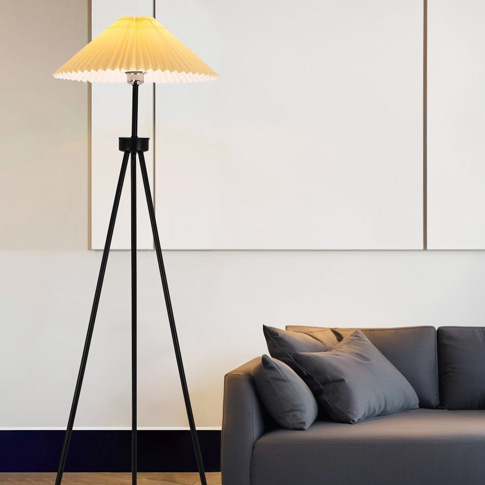 Торшер з  абажуром гофре Eco floor 158 cm Black 240721-100003467