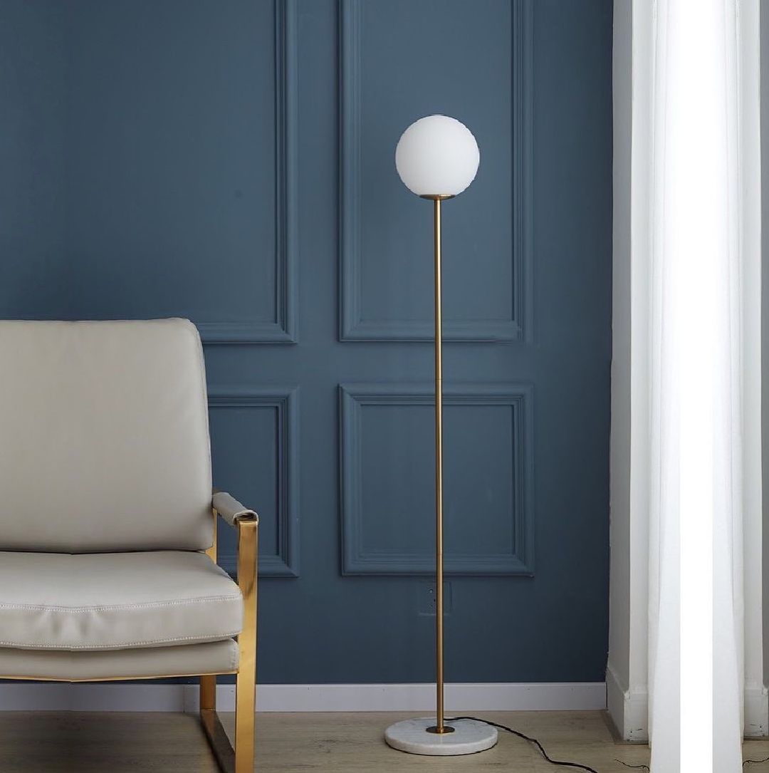 Підлоговий торшер Lilly gold lamp H165 E27 Gold White 230349-100001509